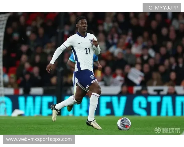 英格兰新星表现出色，主帅盛赞潜力，英格兰国家队新星